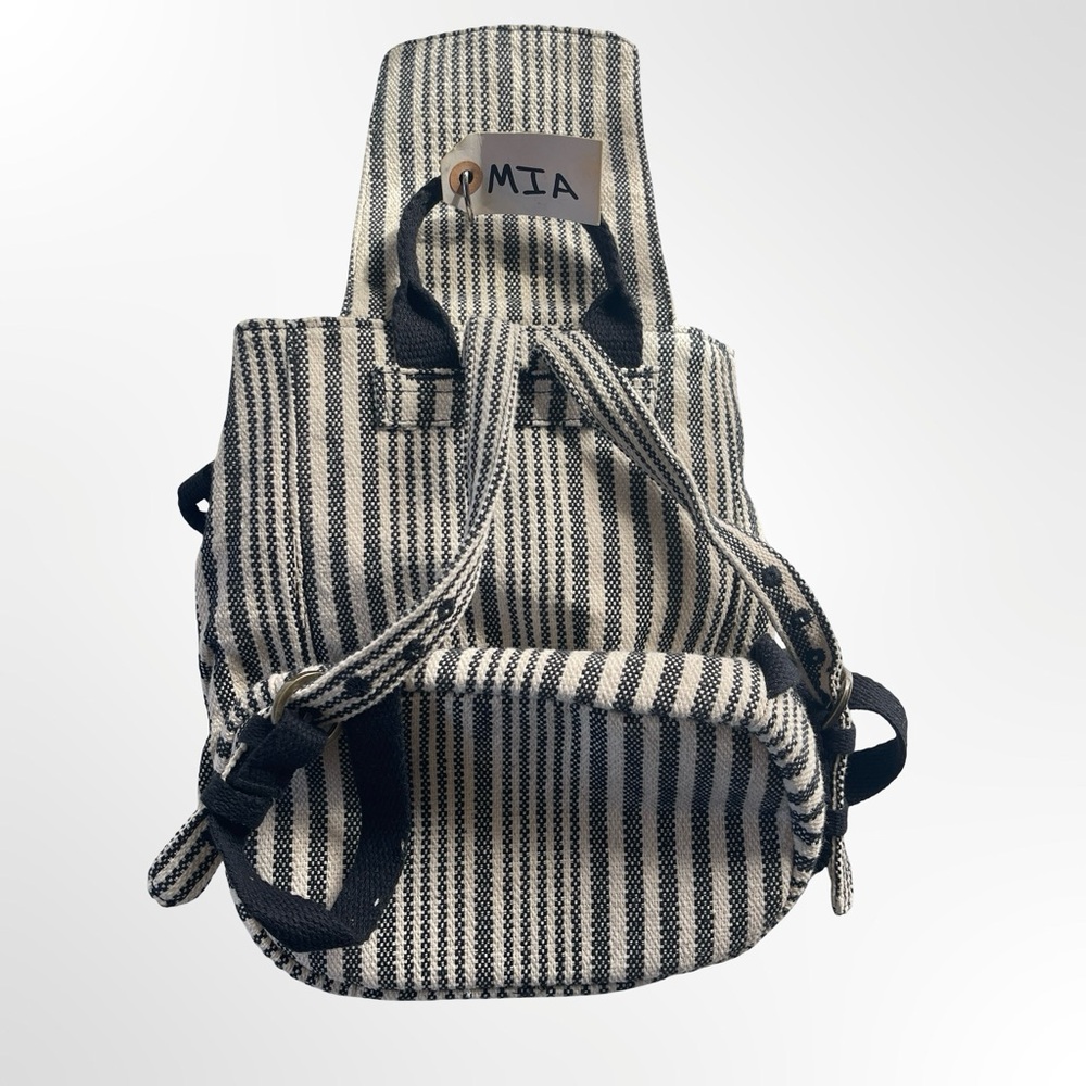 Universal Thread Canvas Backpack Nwot - image 4